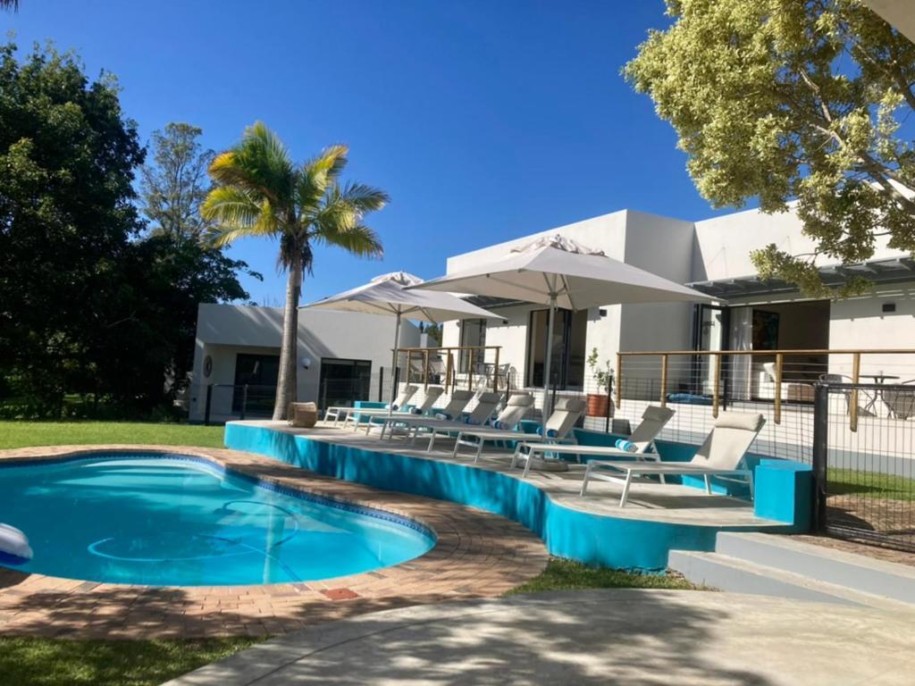 Tonquani - Knysna Hotel ภายนอก รูปภาพ